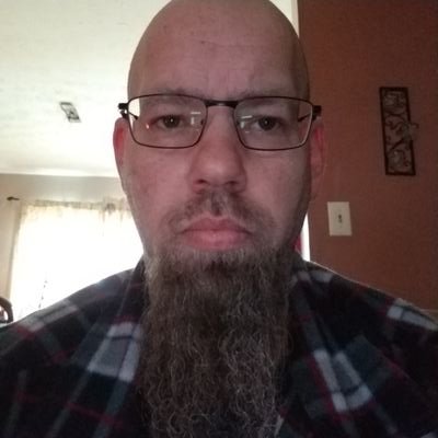 Profile Picture of Dan Brewster (@brew88crew) on Twitter