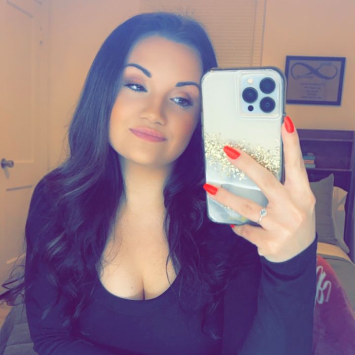 Profile Picture of Bretta Copeland (@brettacopeland) on Tiktok