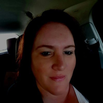 Profile Picture of Robin Carlson (@rjcarlson79) on Twitter