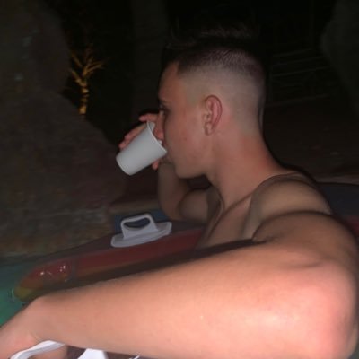 Profile Picture of Aaron Pollak (@aaronpollak2003) on Twitter