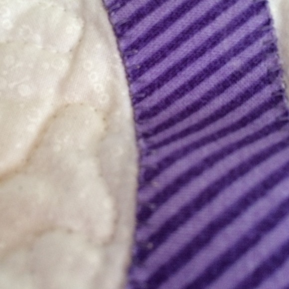 Profile Picture of Amanda Winstead (@amwinstead3) on Poshmark