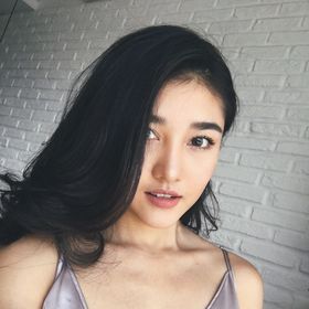 Profile Picture of Uyen Le (@hauyennn) on Pinterest