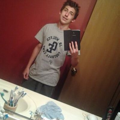 Profile Picture of Leo DeMercede (@LDemercede) on Twitter