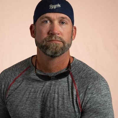 Profile Picture of Mark Wickliffe (@kctwin73) on Twitter