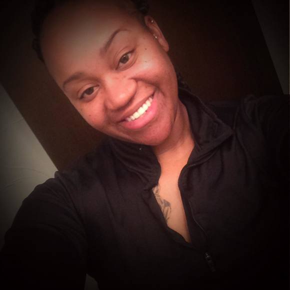 Profile Picture of Angelika Byers (@angiebyers03) on Poshmark