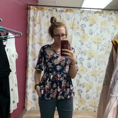 Profile Picture of Jessica Huntimer (@Jessica_1739) on Twitter