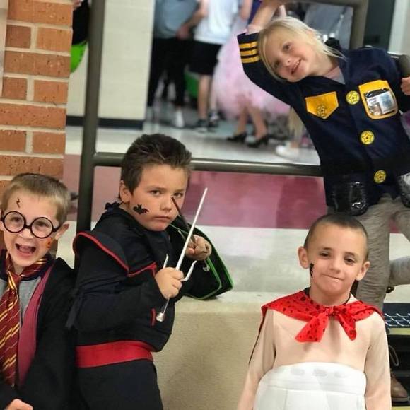 Profile Picture of Courtenay Coolahan (@coolahanok) on Poshmark