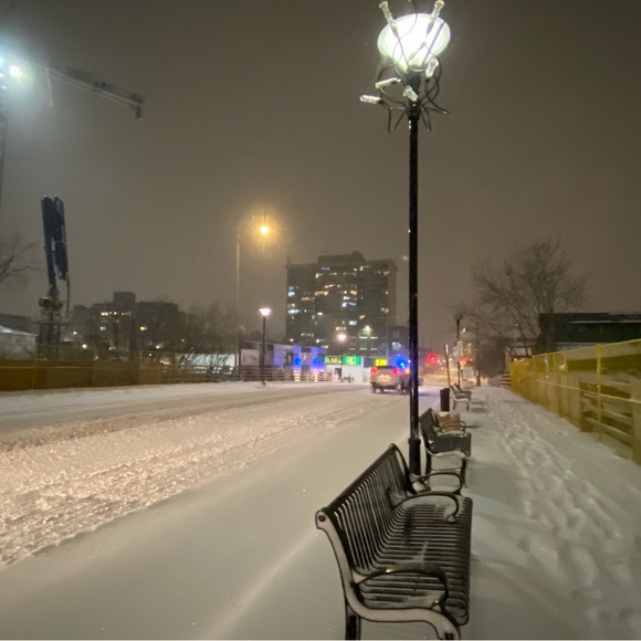 Profile Picture of Alex Jeffery (@alex_jeffery) on Poshmark