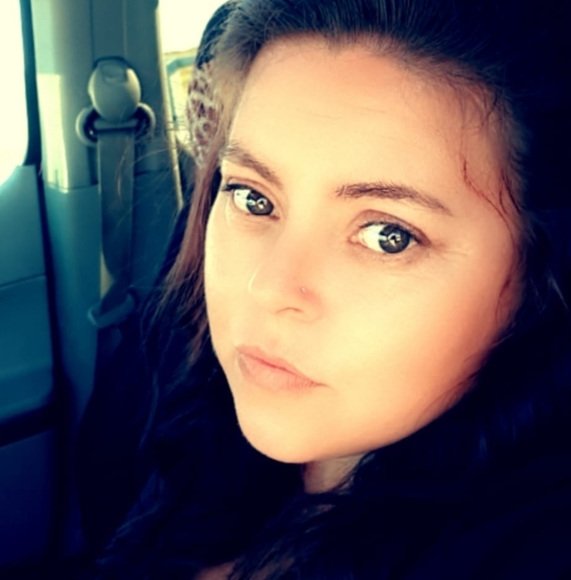 Profile Picture of Tiff Wakely (@tiffany_kool_88) on Poshmark