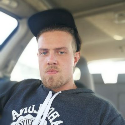 Profile Picture of Robert Smith (@PhairSmith) on Twitter