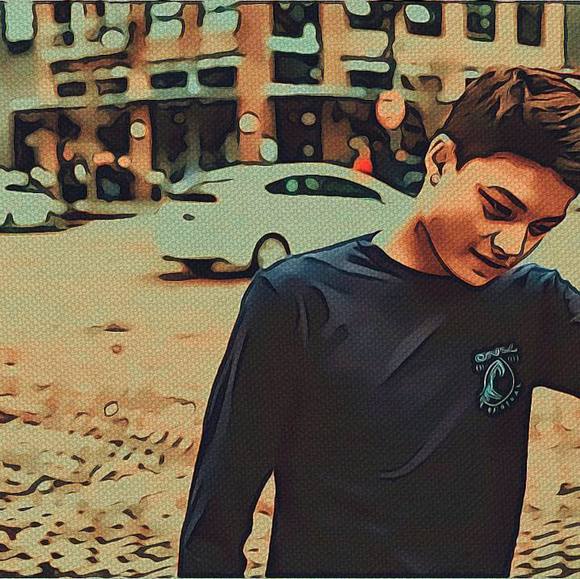 Profile Picture of Dakoda Kempthorne (@kokoboy09) on Poshmark