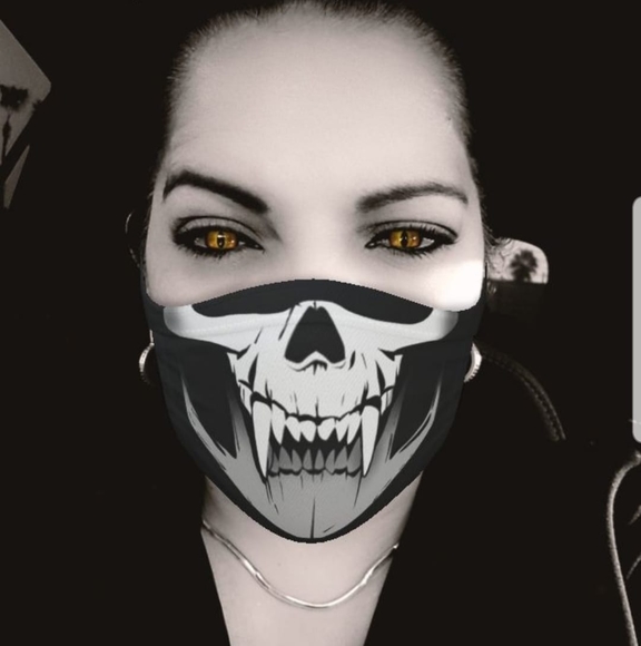 Profile Picture of Lolly Rebeles (@arcilolly) on Poshmark