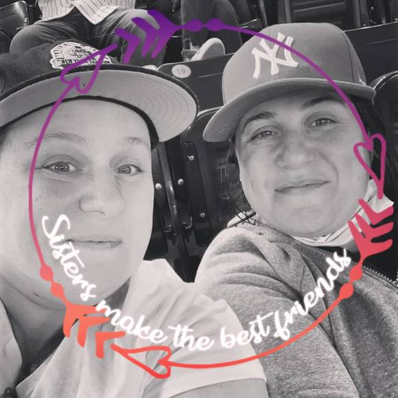 Tamara Raccuia - Poshmark Profile Picture of Tamara Raccuia (@tambeans11) on Poshmark