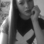 Profile Picture of L i l y (@lilmoseley) on Instagram