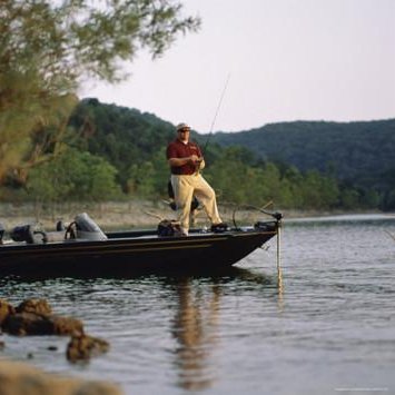 Profile Picture of Tim Branson (@fishingtime2) on Twitter