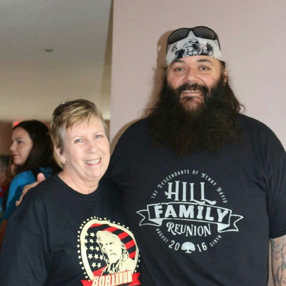 Profile Picture of Audrey Thomas (@aht46) on Poshmark