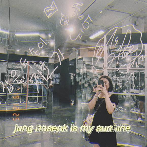 Profile Picture of Anh Thư (@aanhthuu88) on Poshmark