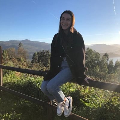 Profile Picture of Carla Liz Guerreiro (@CaarLiz) on Twitter