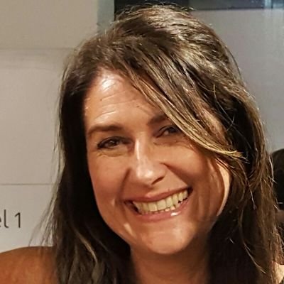 Profile Picture of Fiona Long (@fionajlong) on Twitter