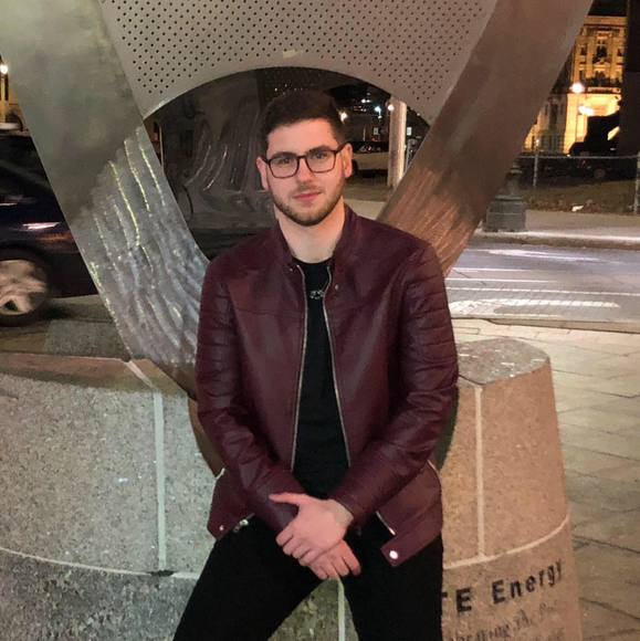 Profile Picture of Basel Kablawi (@bkablawi) on Poshmark