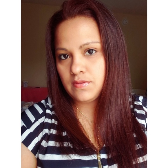 Profile Picture of Silvia Silvia (@silviasigaran76) on Poshmark