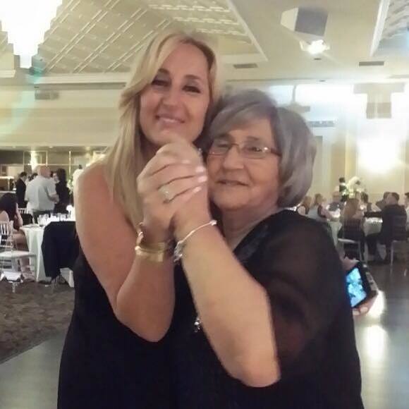 Rose Volpe-siragusa - Poshmark Profile Picture of Rose Volpe-siragusa (@rose_sira) on Poshmark