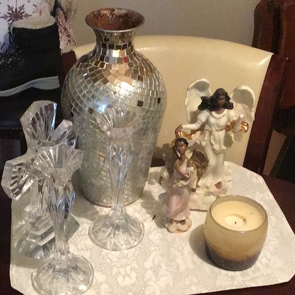 Profile Picture of Lisa Cheeks (@godisreal911) on Poshmark