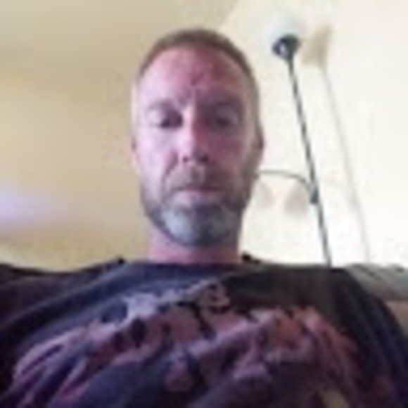 Profile Picture of Steve Moeller (@stevemoeller472) on Poshmark