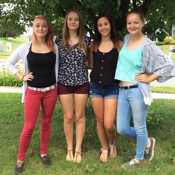 Profile Picture of Kira Reigner (@kiramariah_) on Poshmark