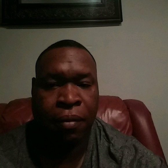 Profile Picture of Mario Hardnett (@macksharp27) on Poshmark
