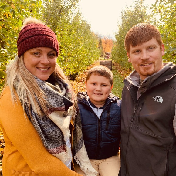 Profile Picture of Chris Shevock (@shevockchris) on Poshmark