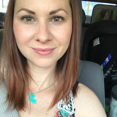 Profile Picture of Jennifer Oster (@JenOster82) on Twitter