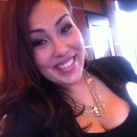 Profile Picture of Taresa Hieb (@taresaaa) on Poshmark