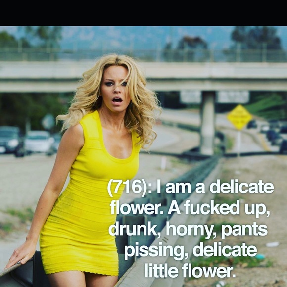 Profile Picture of Lindsay Hannola (@lhannola) on Poshmark