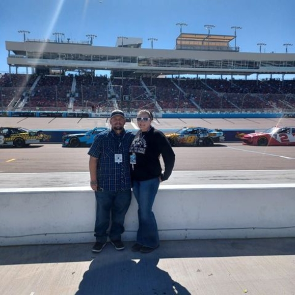 Profile Picture of Billy Bates (@billybates47126) on Poshmark