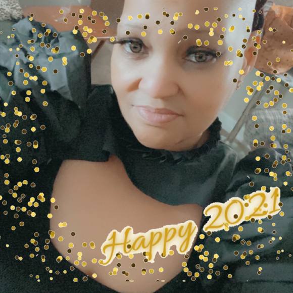 Profile Picture of Delande Smith (@delande43) on Poshmark