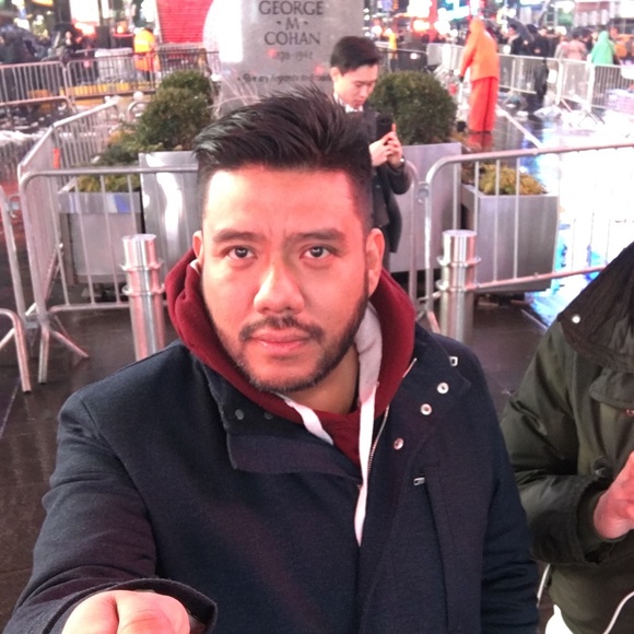 Profile Picture of Julio Campos (@miamigojulio) on Poshmark