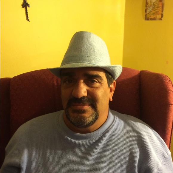 Profile Picture of Floyd Manns (@fmanns) on Poshmark