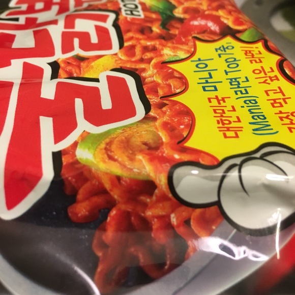 Profile Picture of Julian Esquivel (@jesquivel90) on Poshmark