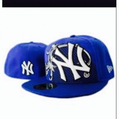 Profile Picture of Wes Rivera (@dubbleues) on Twitter