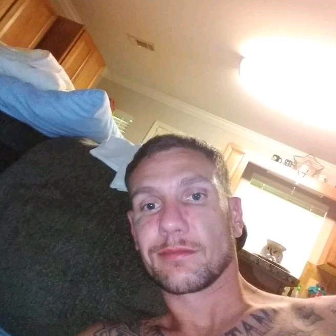 Adam Ely - Tiktok Profile Picture of Adam Ely (@adamely235) on Tiktok