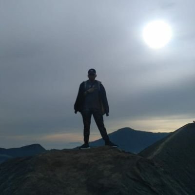 Profile Picture of Paul Axel (@Paul__Axel173) on Twitter