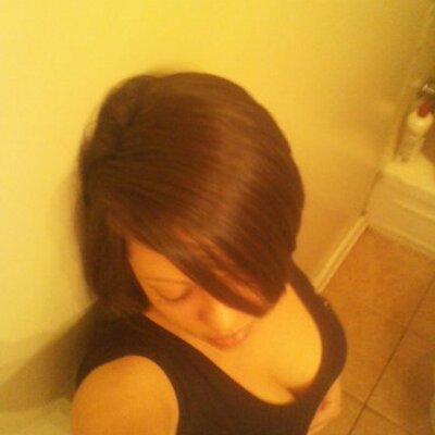 Profile Picture of Julia Askew (@Chitownwhtgrl) on Twitter