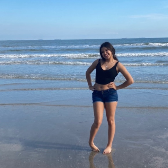 Joannah Portillo - Poshmark Profile Picture of Joannah Portillo (@joannahportillo) on Poshmark