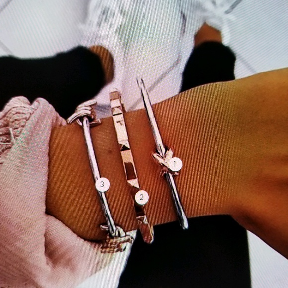 Profile Picture of Kim Bell (@sowellbme7) on Poshmark