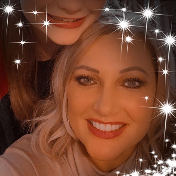 Profile Picture of Dawn Brown (@drbrown14) on Poshmark