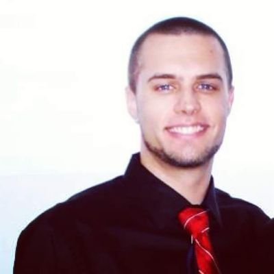 Profile Picture of Travis Hollowell (@UKfan2211) on Twitter