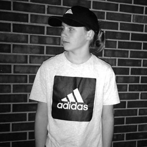 Profile Picture of Jérémy Pelletier (@jay13577) on Poshmark