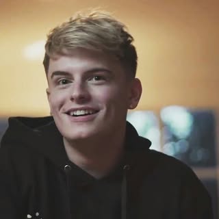 Profile Picture of andy fowler (@andyyfowler) on Instagram