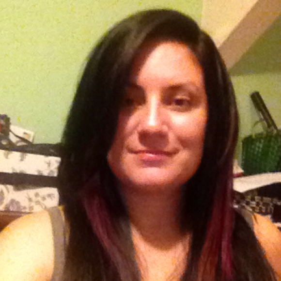 Profile Picture of Amanda Swiontek (@ajalta) on Poshmark